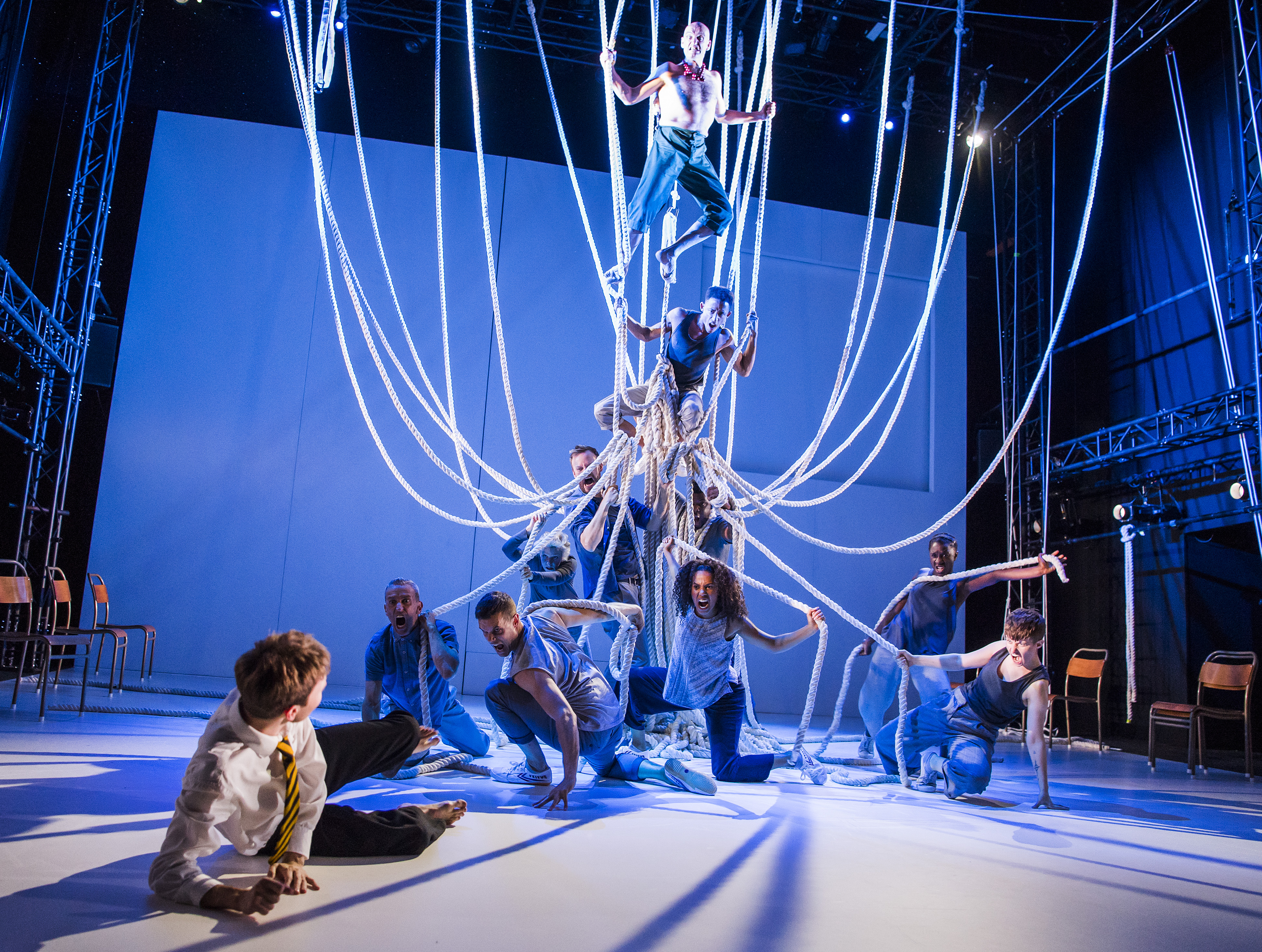 monster-calls-old-vic-585